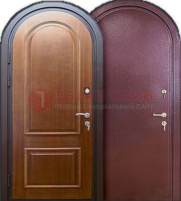 Железная арочная дверь с МДФ внутри ДА-14 в Егорьевске
