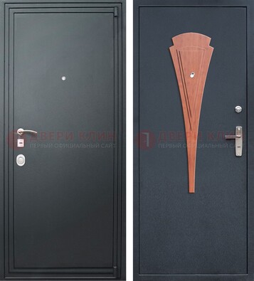 Черная железная дверь с порошковым покрытием и накладкой МДФ внутри ДП-245 в Пскове