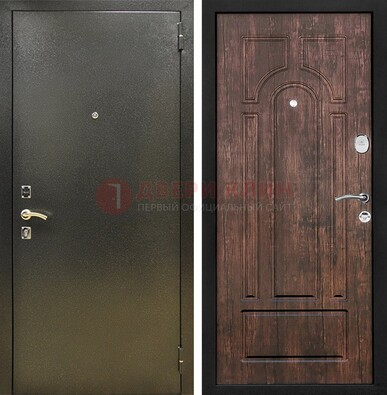 Темно-серая металлическая дверь с порошковым покрытием и МДФ коричневая ДП-292 в Егорьевске