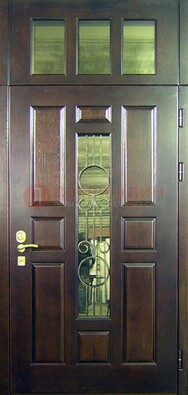Парадная дверь со стеклянными вставками и ковкой ДПР-1 в офисное здание в Егорьевске