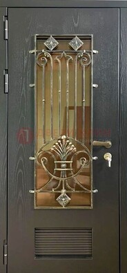 Одностворчатая железная дверь со стеклом и ковкой для дома ДСК-101 в Егорьевске