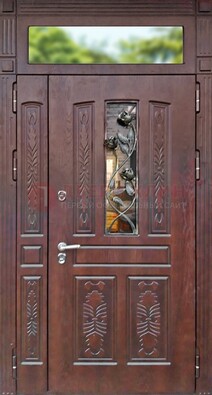 Коричневая железная дверь со стеклом и ковкой на улицу ДСК-127 в Дедовске