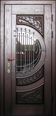 Одностворчатая входная дверь со стеклом и ковкой ДСК-21 в Егорьевске