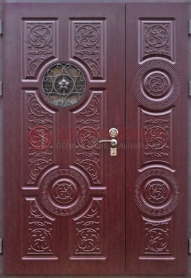 Красная железная дверь Винорит со стеклом и ковкой ДСК-235 в Егорьевске