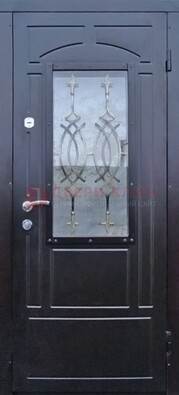 Черная уличная дверь Винорит со стеклом и ковкой ДСК-259 в Егорьевске