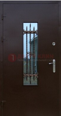 Надежная металлическая дверь со стеклом и ковкой ДСК-47 в Люберцах