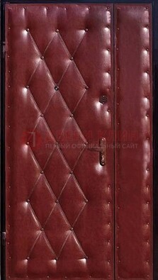 Бордовая тамбурная дверь ДТМ-25 в Красноармейске
