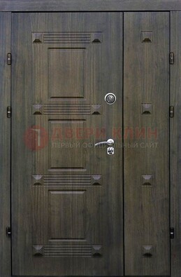 Железная двухстворчатая филенчатая дверь с виноритом ДВТ-143 в Ульяновске