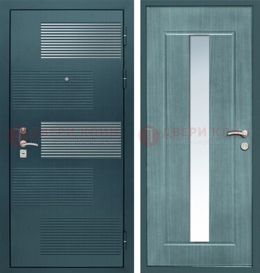 Входная дверь с зеркальной вставкой внутри с голубым МДФ с зеркалом ДЗ-71 в Санкт-Петербурге
