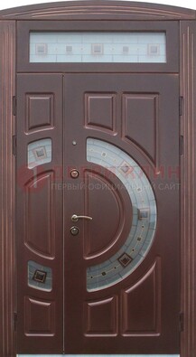 Коричневая двухстворчатая железная дверь с МДФ и витражом ВЖ-29 в Егорьевске